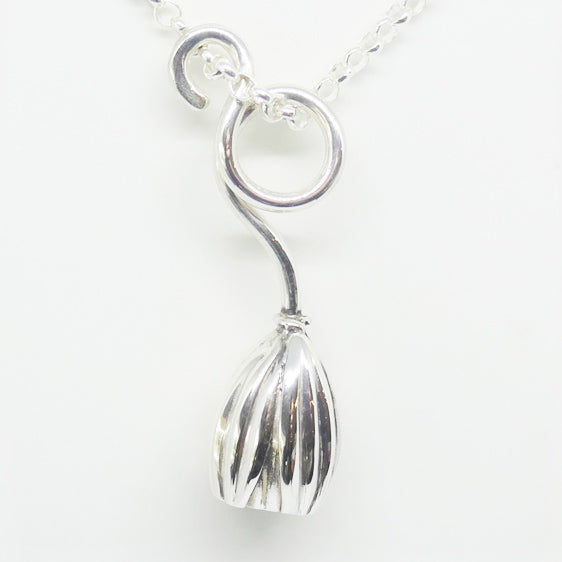 'Emily' Stg silver medium curly pendant (Chain sold separately)