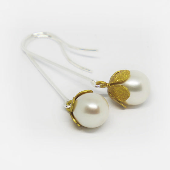 Gold plated stg silver petal drop pearl earrings (long hook)