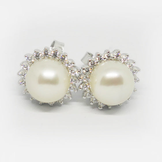 Cultured pearl and cubic zirconia cluster studs